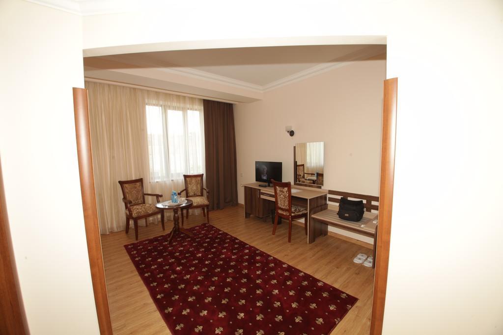 Artsakh Hotel Jerevan Exteriör bild