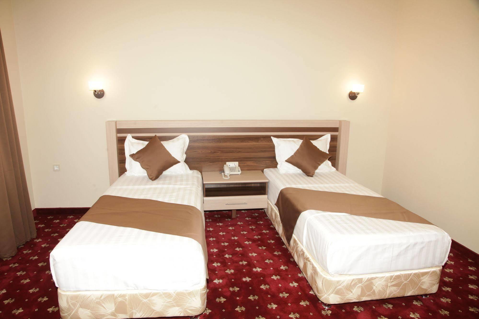 Artsakh Hotel Jerevan Exteriör bild